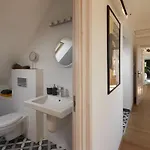 D4 דירה Dörgicse